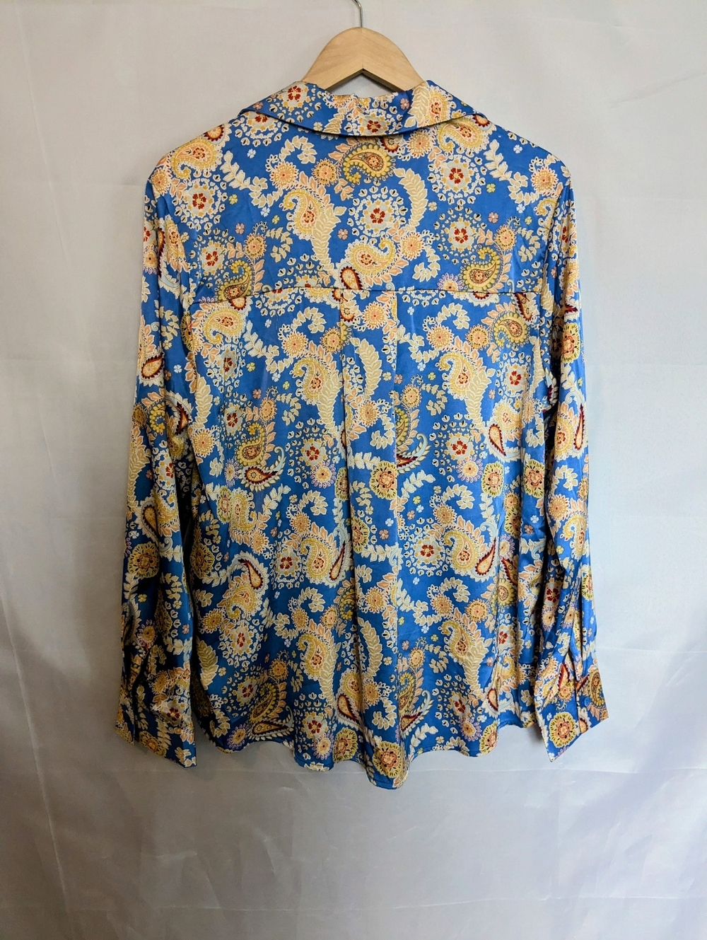 NWT Miley + Molly | Blue Paisley Silky Blouse | Boho | L - Picture 4 of 7
